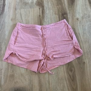 Brandy Melville casual short Pink
